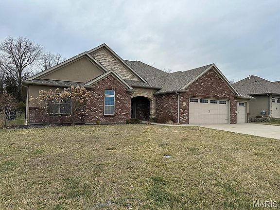 2nd image of 1205 Shallow Ridge Cir