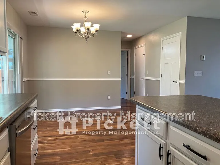 4417 Chanting Cir SW — Photo 6