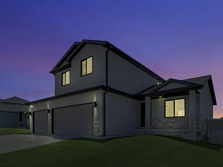7339 Yankee Woods Dr — Photo 34