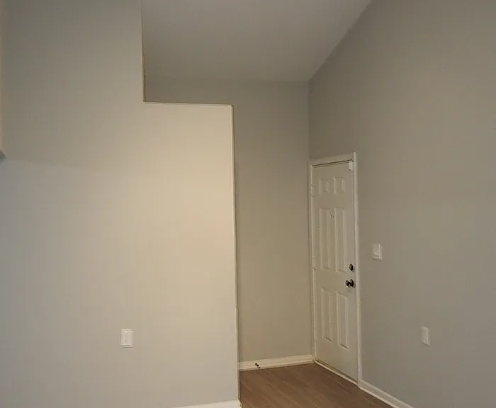 5928 Elmwood Ave — Photo 9