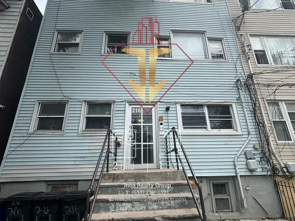 216 Fairmount Avenue image 1 of 9