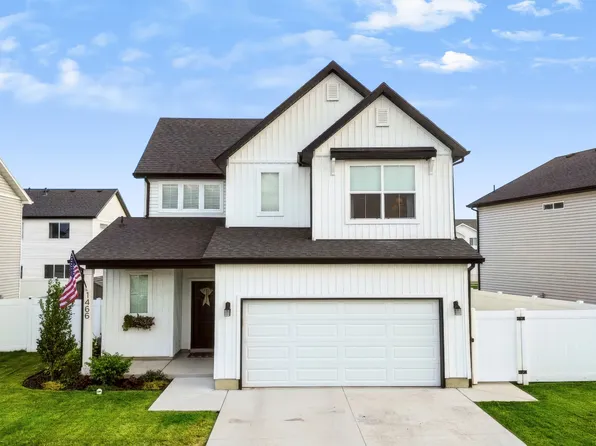 1466 W Creekside Dr, Wellsville, UT 84339
