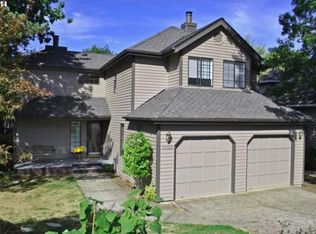 11525 SW Vacuna Ct, Portland, OR 97219