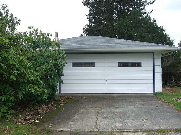 detached garage/shop