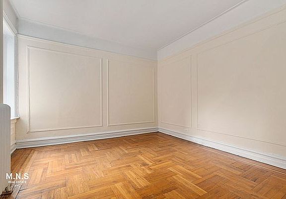 2nd image of 15 Seaman Ave APT 4f