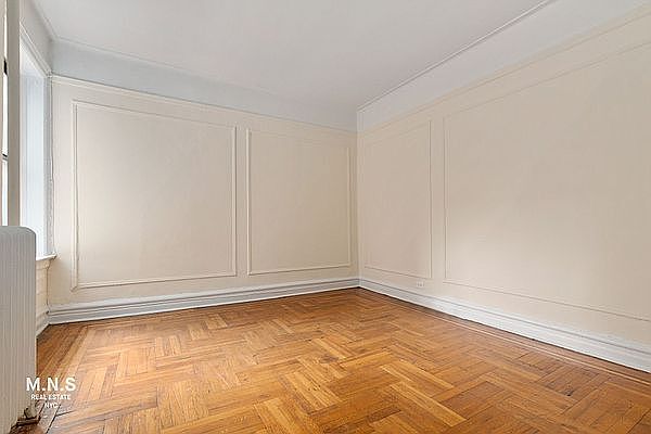 2nd image of 9 Seaman Ave APT J