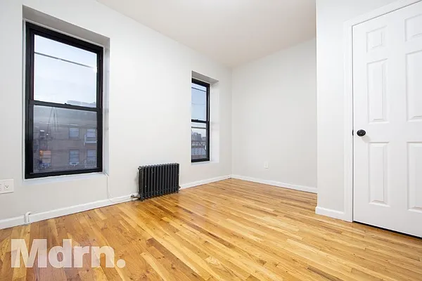 Rented by Mdrn Residential | media 17