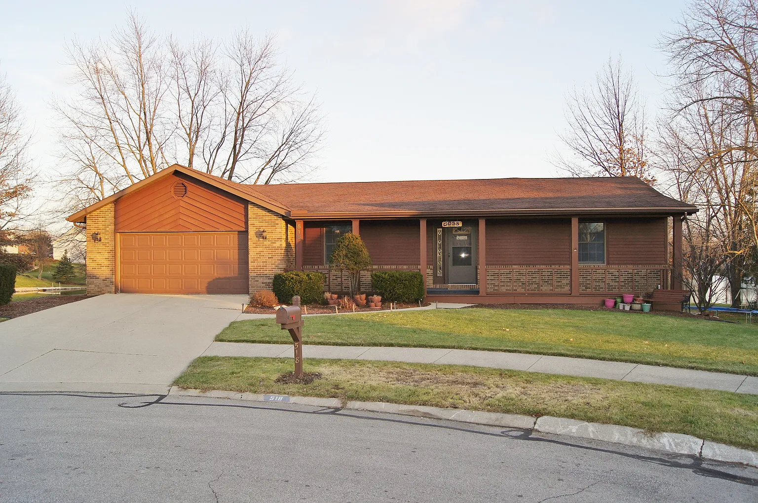 518 N Shore Ct photo 1