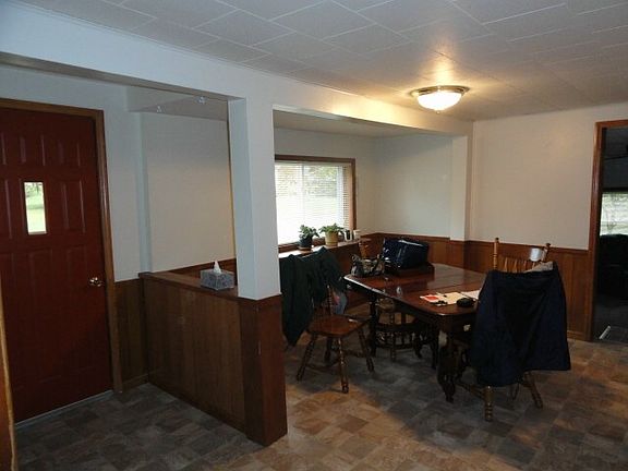 4th image of 624 Lindsay St