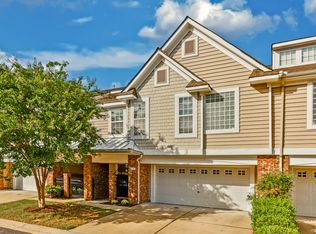 1067 Bay Breeze Dr, Suffolk, VA 23435