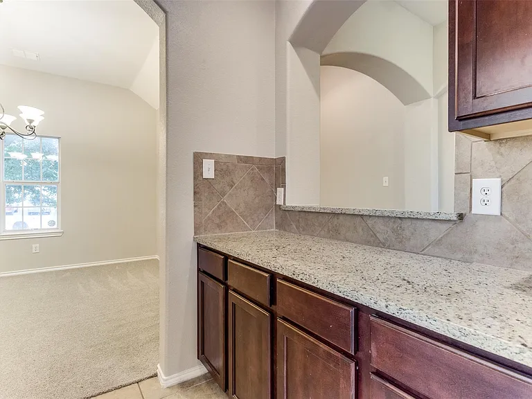 141 Arbordale Way — Photo 6