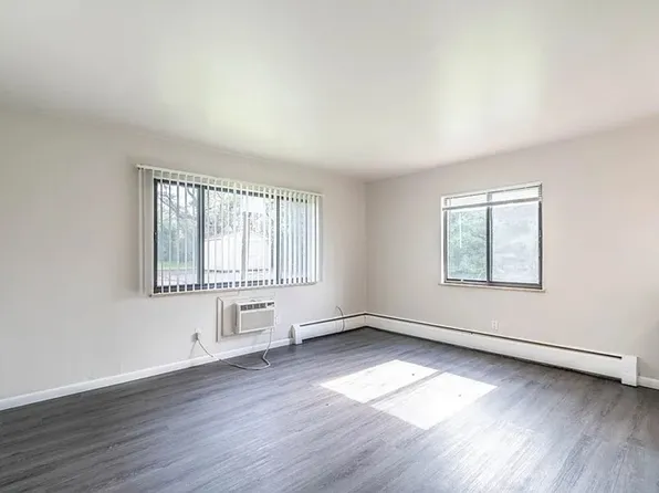 688 Miller Ct APT 6, Lakewood, CO 80215