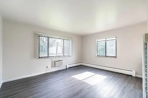 688 Miller Ct #6 Photo 1