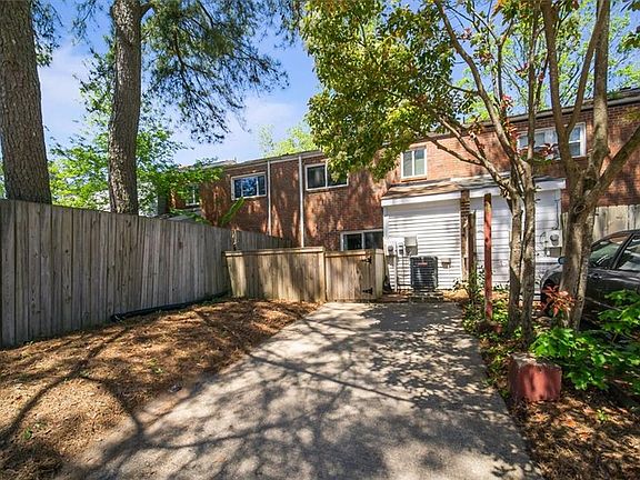 5th image of 2255 Sedgewick Dr