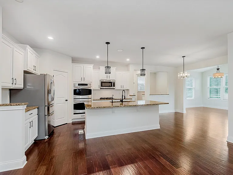 10264 Normandy Way — Photo 10