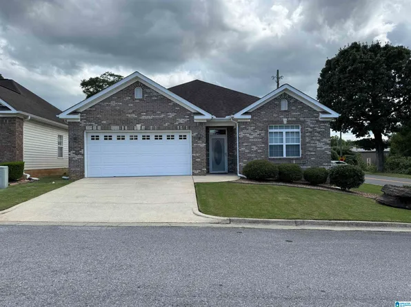 201 Church Hill Pl SE, Jacksonville, AL 36265