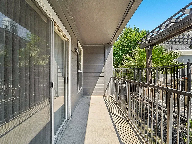 69-web-or-mls-4807 Pin Oak Park Unit 3108-S1809-021