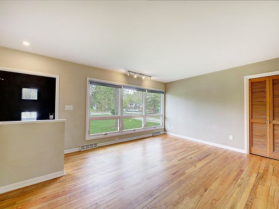 5th image of 100 Mason Ave