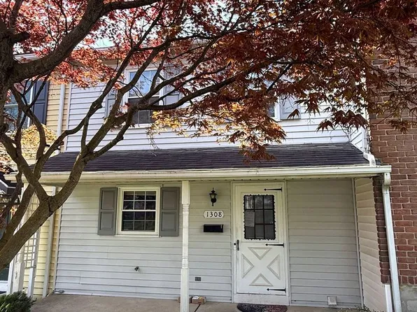 1308 S Mount Joy St, Elizabethtown, PA 17022