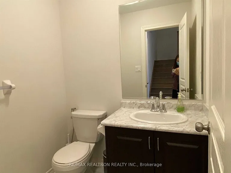 518 Threshing Mill Blvd — Photo 5