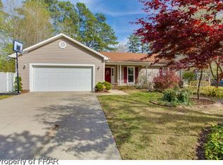 209 Offing Ct, Fayetteville, NC 28314