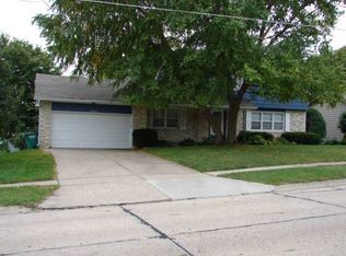 1861 NW 80th Pl, Clive, IA 50325