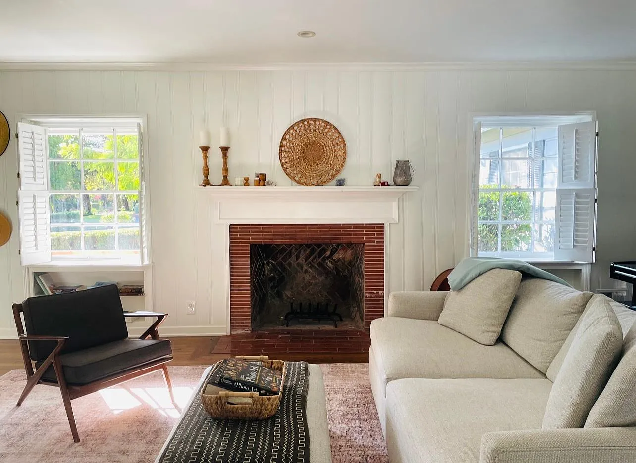 4 bed, 2378 sqft, $6,600 — Photo 4