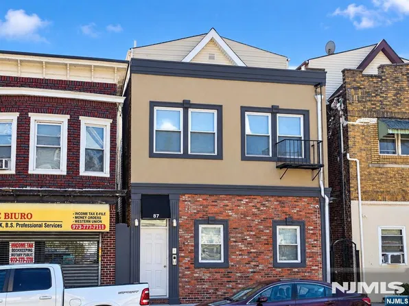 87 Passaic, Passaic, NJ 07055