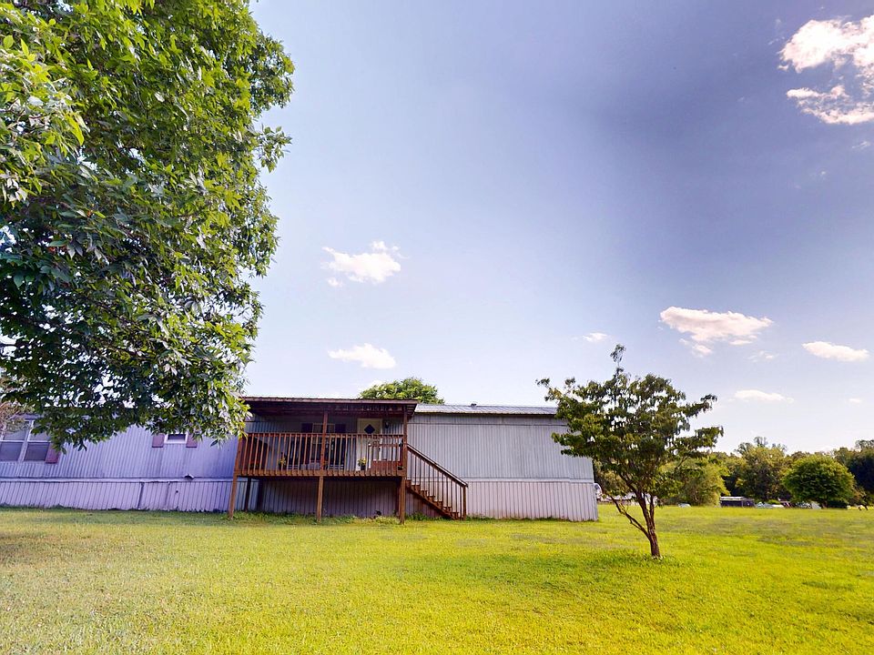 1st image of 221 Silverhawk Rd