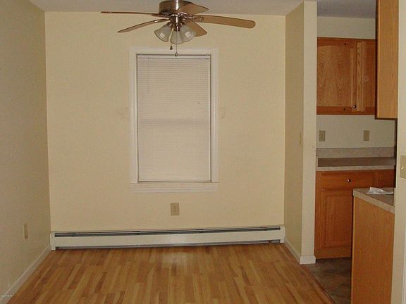 4th image of 1685 Turbot Ave