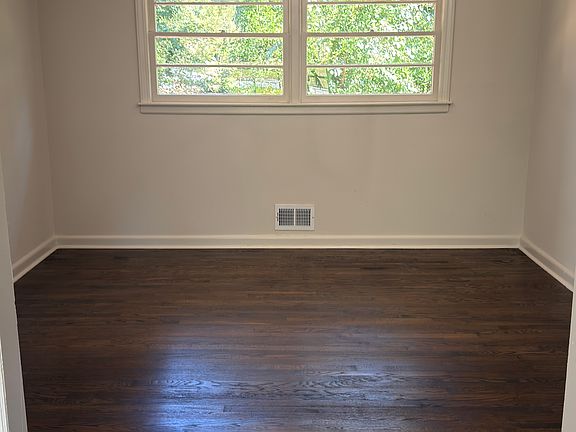 3rd image of 2542 Tyler Way