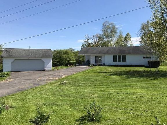 3rd image of 526 County Road 37