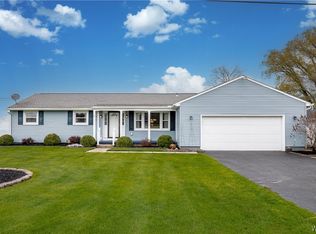 4653 Thilk Dr, Wilson, NY 14172