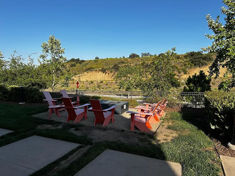 2206 Yuzu St — Photo 18