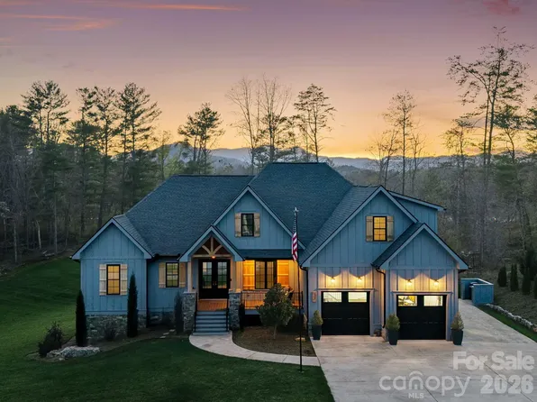 31 Grizzly Dr, Leicester, NC 28748