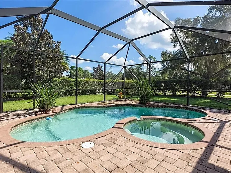 19640 Cobblestone Cir — Photo 40