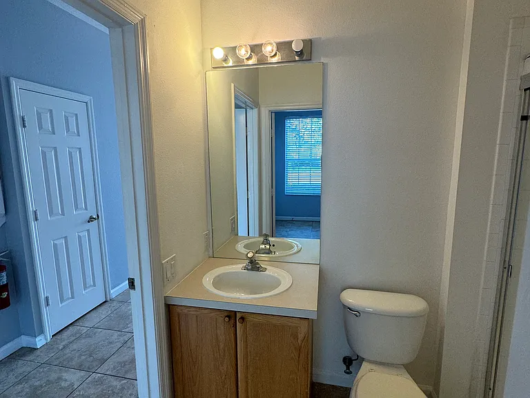 2368 Silver Palm Dr — Photo 24