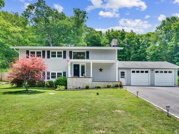 65 Birch Hill Road, Newtown, CT 06470