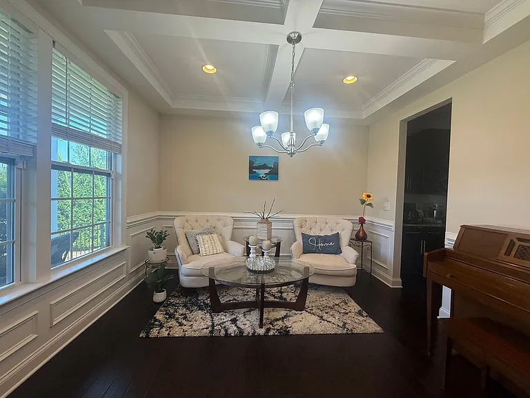 11215 Streamwood Ln NW — Photo 4
