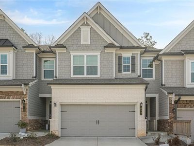 628 Isom Walk, Suwanee, GA, 30024
