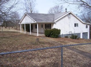 3794 Flucom Rd, De Soto, MO 63020