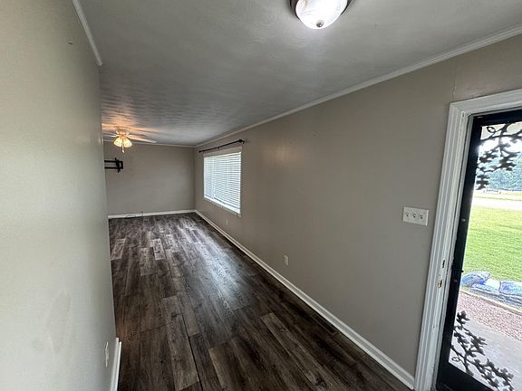 3rd image of 2631 Highway 51 N