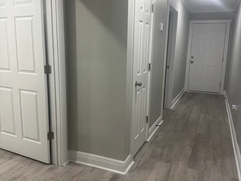 Prince Court Apartments — Photo 19