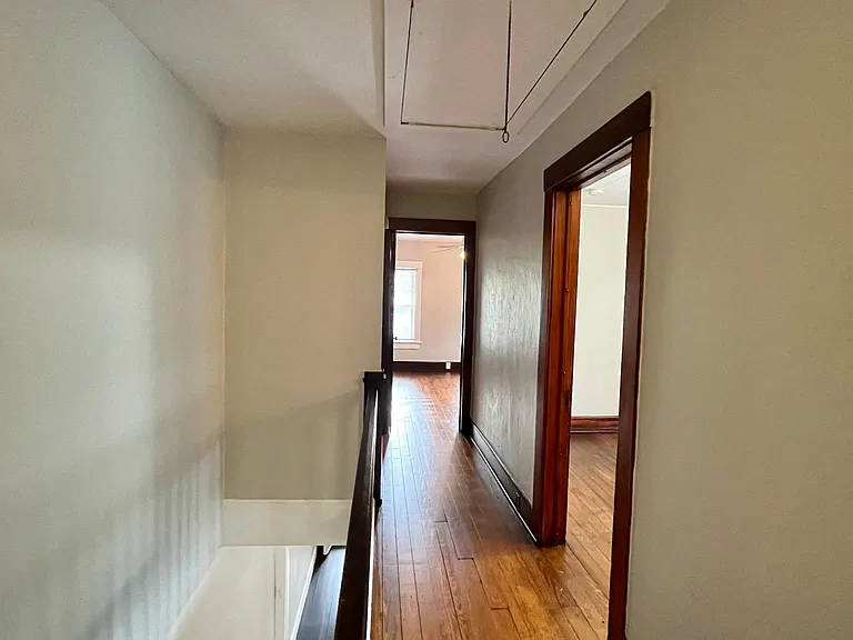 1117 College St — Photo 21