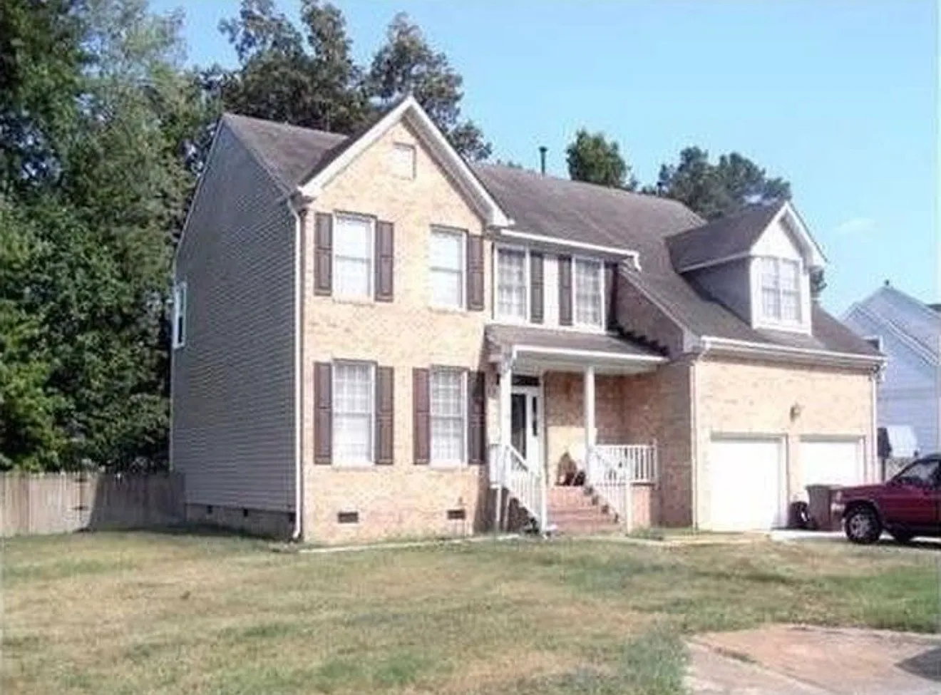 4 bed, 2.5 bath, 2878 sqft, $2,800 — Photo 1
