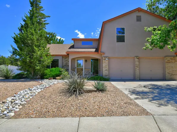 5612 Chelwood Park Blvd NE, Albuquerque, NM 87111