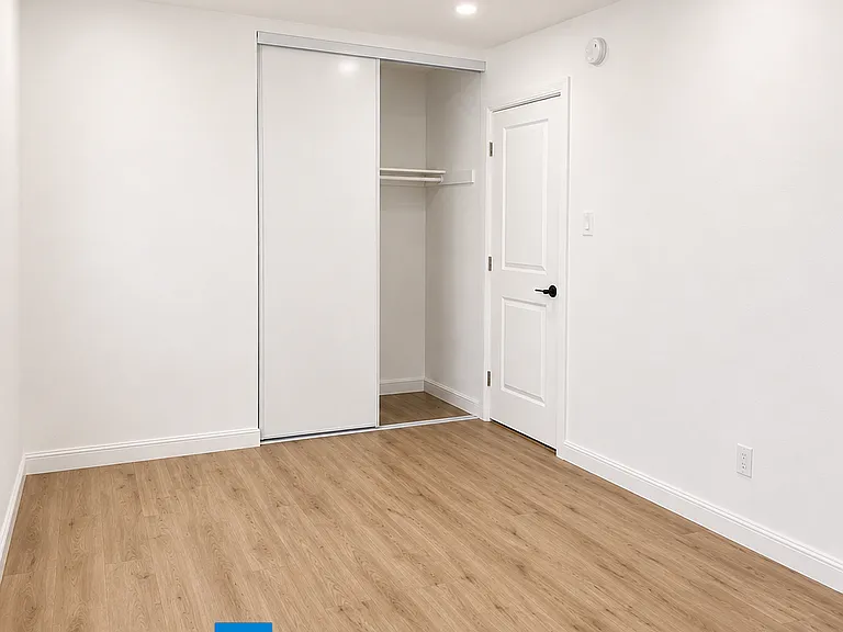 5739 Halbrent Ave #25 — Photo 5