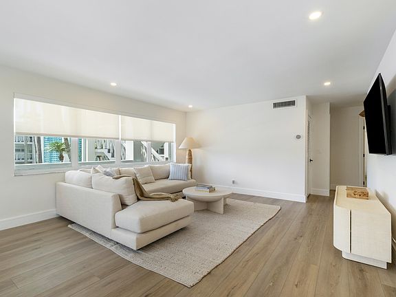 4th image of 419 Golden Isles Drive #210