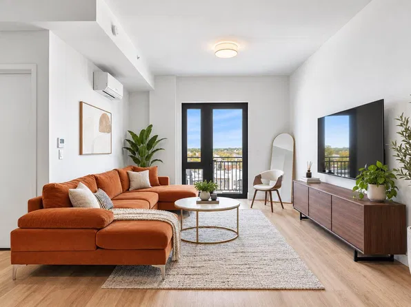 1510 Gates Ave #805, Brooklyn, NY 11237