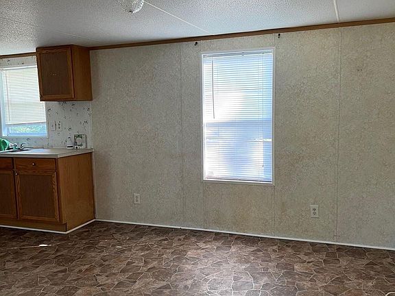 3rd image of 4831 Walking Horse Ln